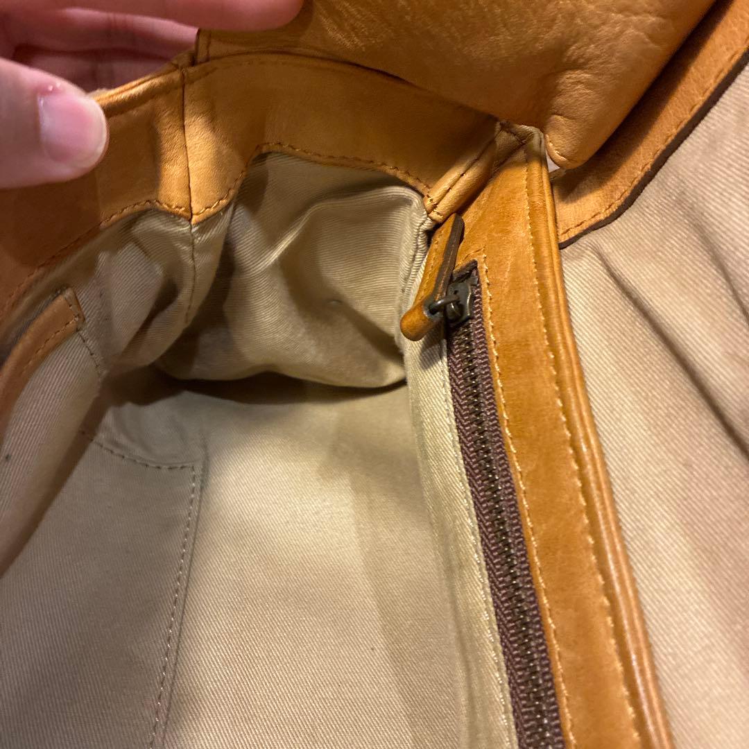 土屋鞄　ガジェットツールボックス