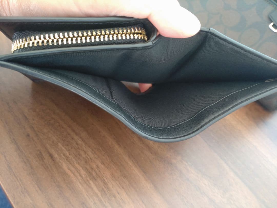 ☆いちページ☆ COACH 濃茶×ブラック　レザーバック＆財布セット