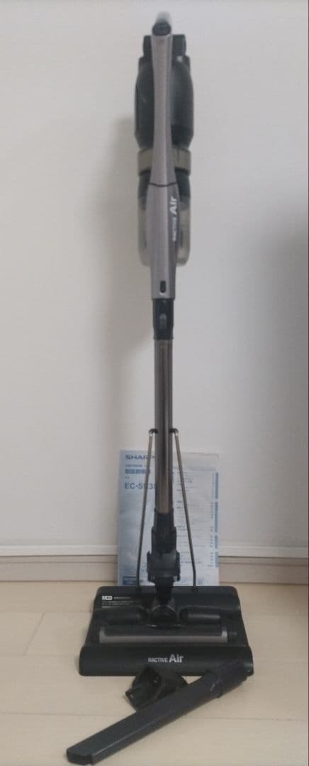 スティック　掃除機 　シャープ EC-SR3SX ラクティブエア