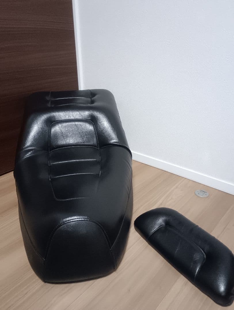 【週末限定値下げ】フュージョン　ソファーシート　純正ブラック　希少な美品