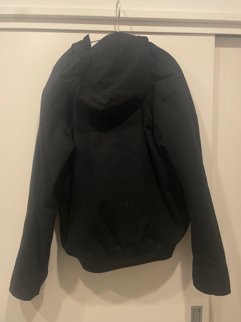 ア*ク様 着用2回　Carhartt ブラック ジャケット M ルーズフィット