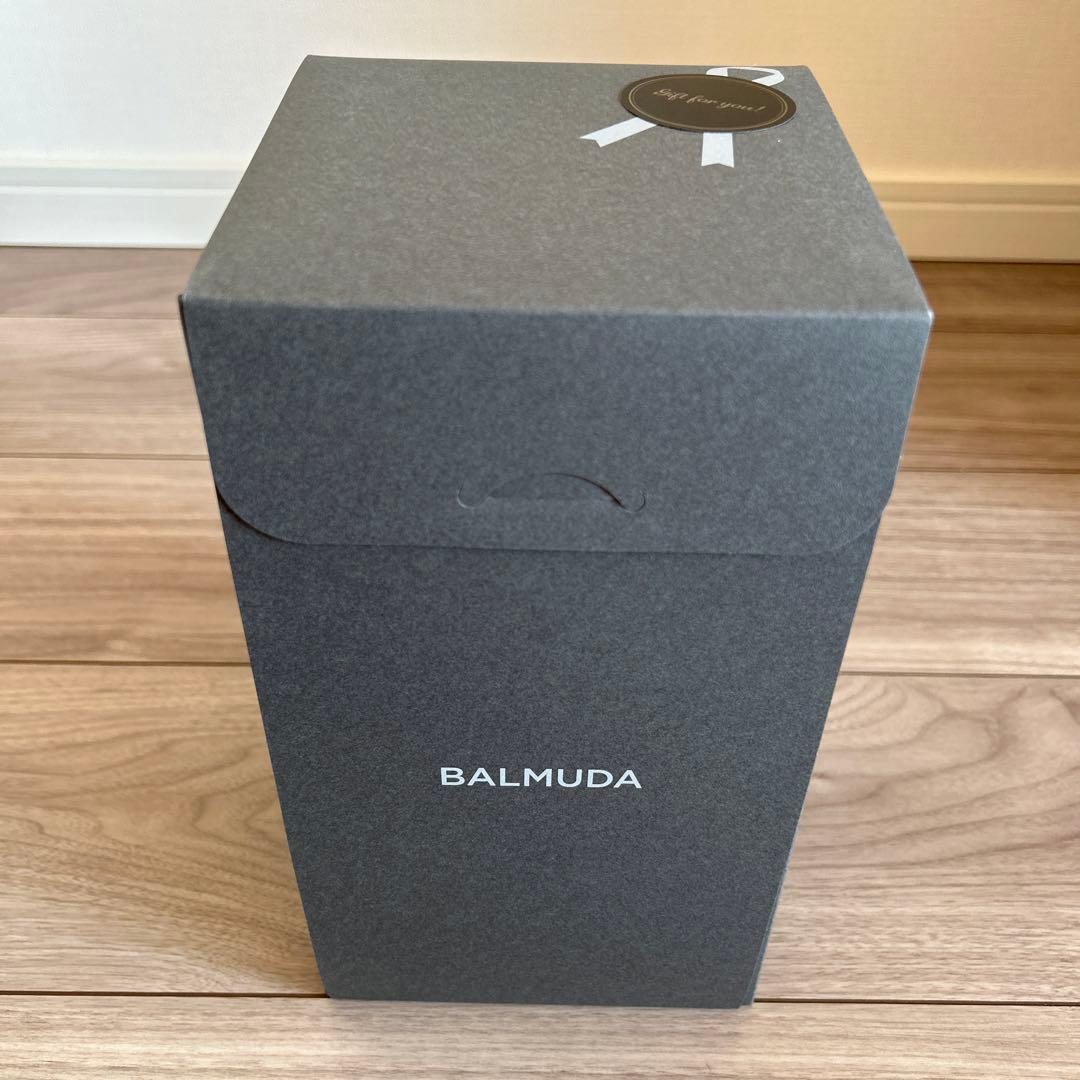バルミューダ　ザランタン　ホワイト　新品　未使用