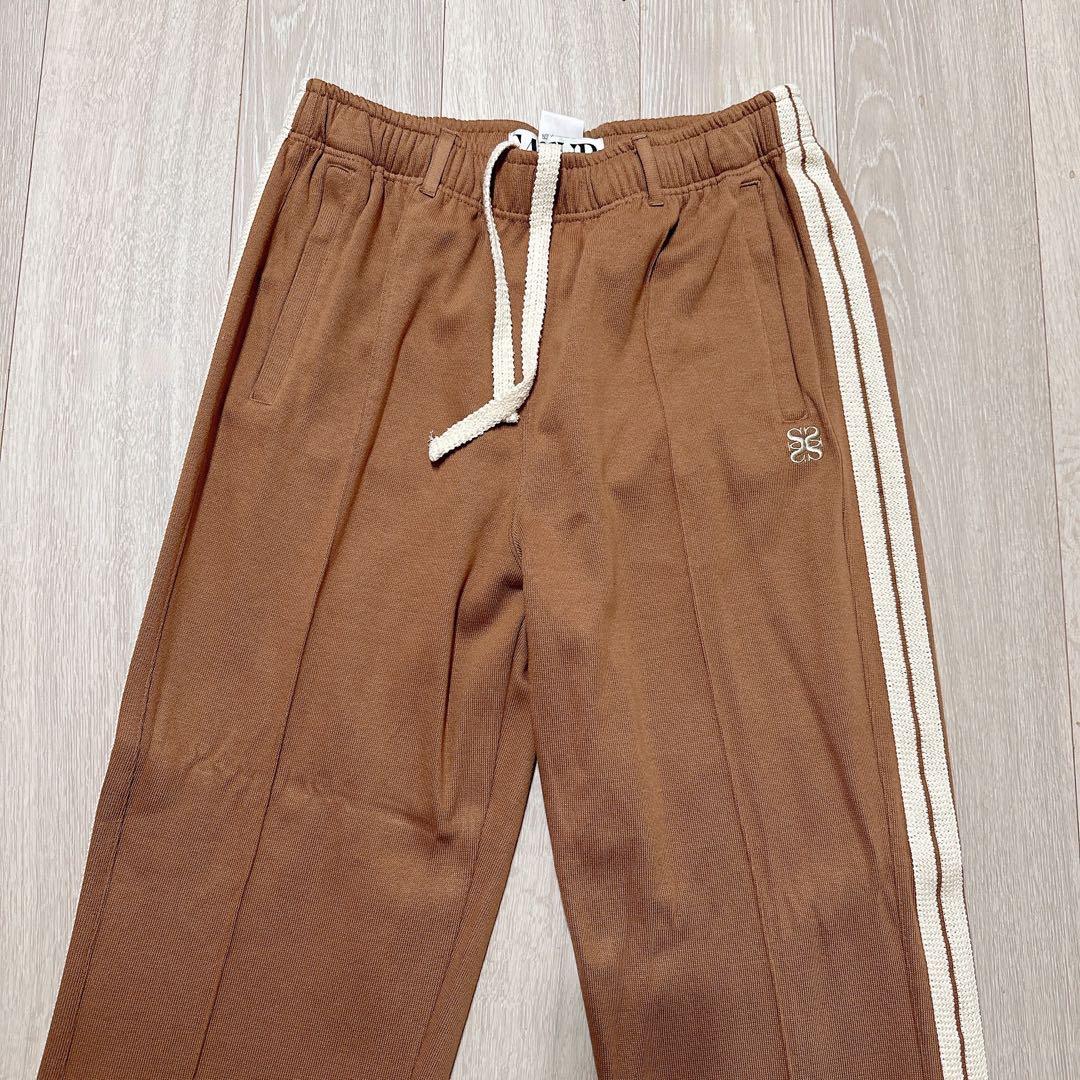 【Gattiサラ(李ファミ)着用】 SATUR トラックジャージ 上下セット