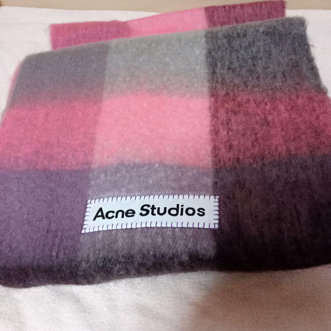 モヘアチェックスカーフ　　Acne Studios 　タグ付き