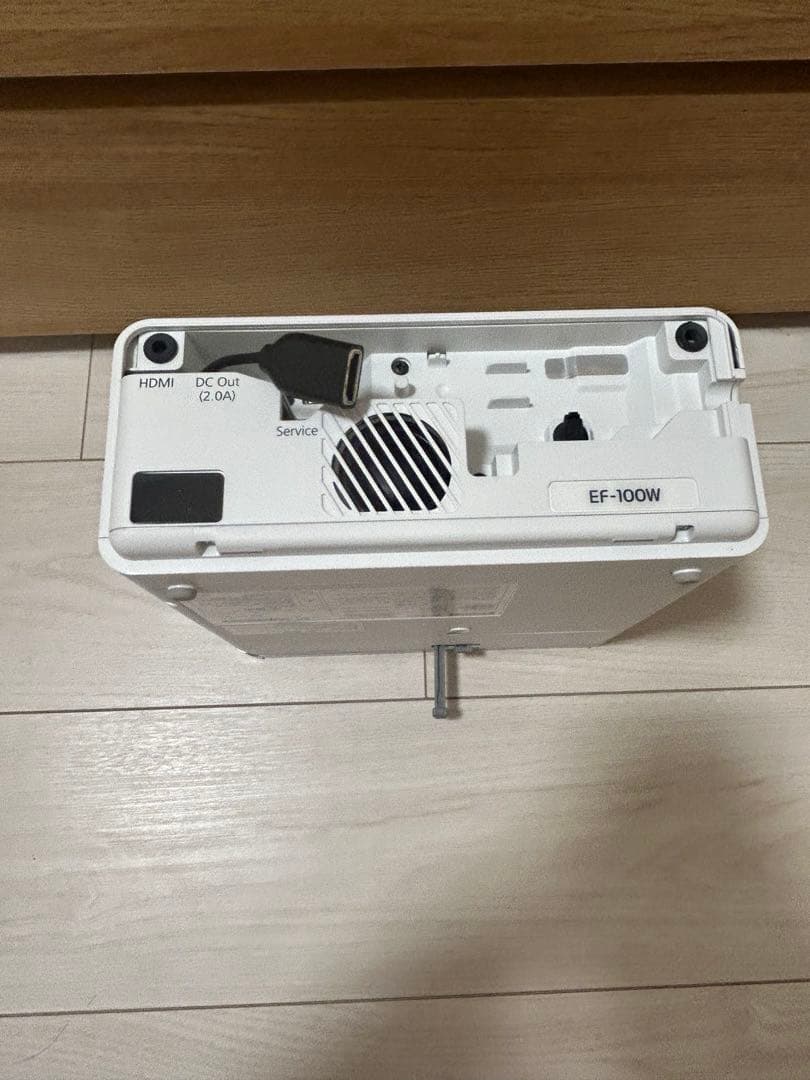 Ef-100w epson プロジェクター　Dreamio