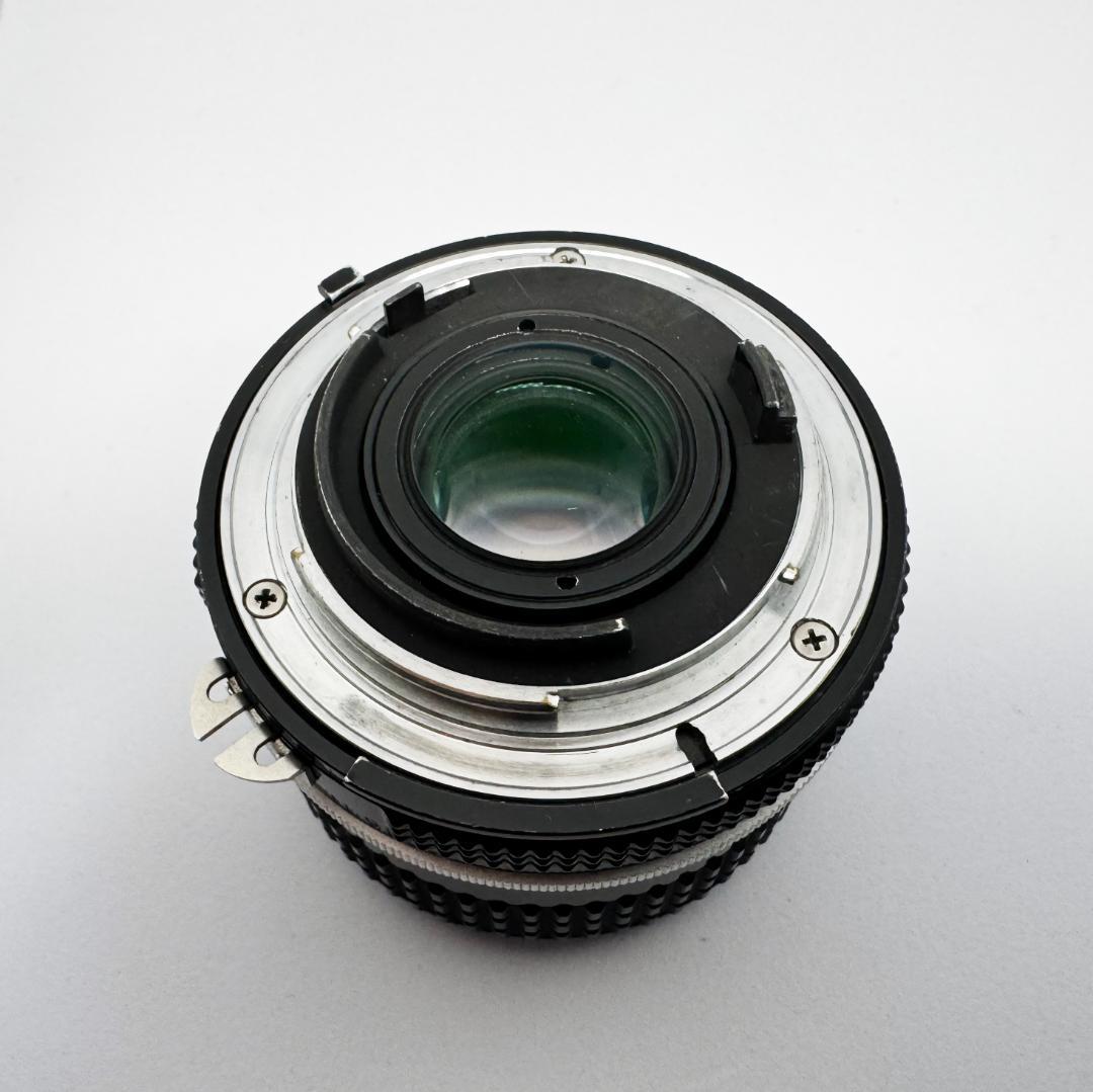 【美品】Nikon NIKKOR 24mm f/2.8 単焦点レンズ