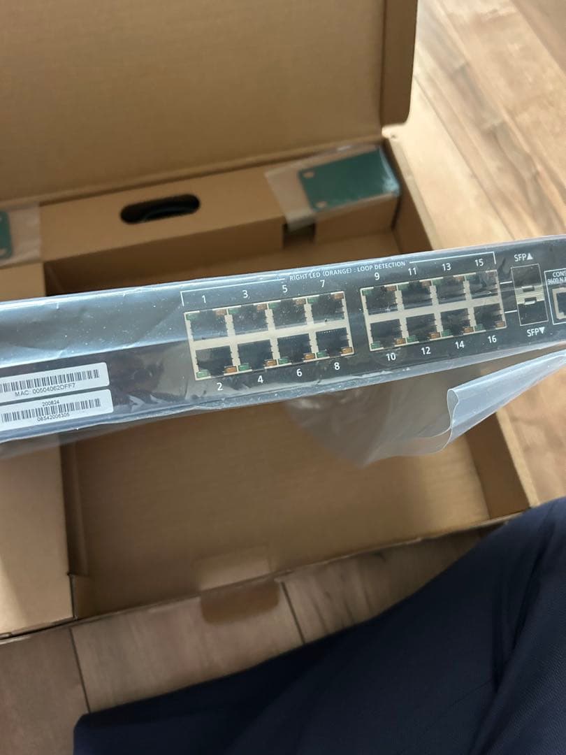 Panasonic スイッチングハブ　PN28160K まい