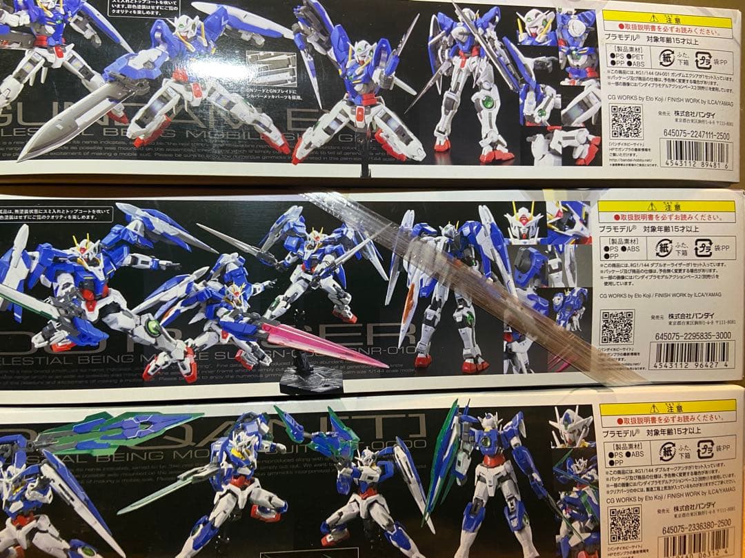 ガ*き様 3点セットRG GUNDAM エクシア、00 ライザー00 クアンタ