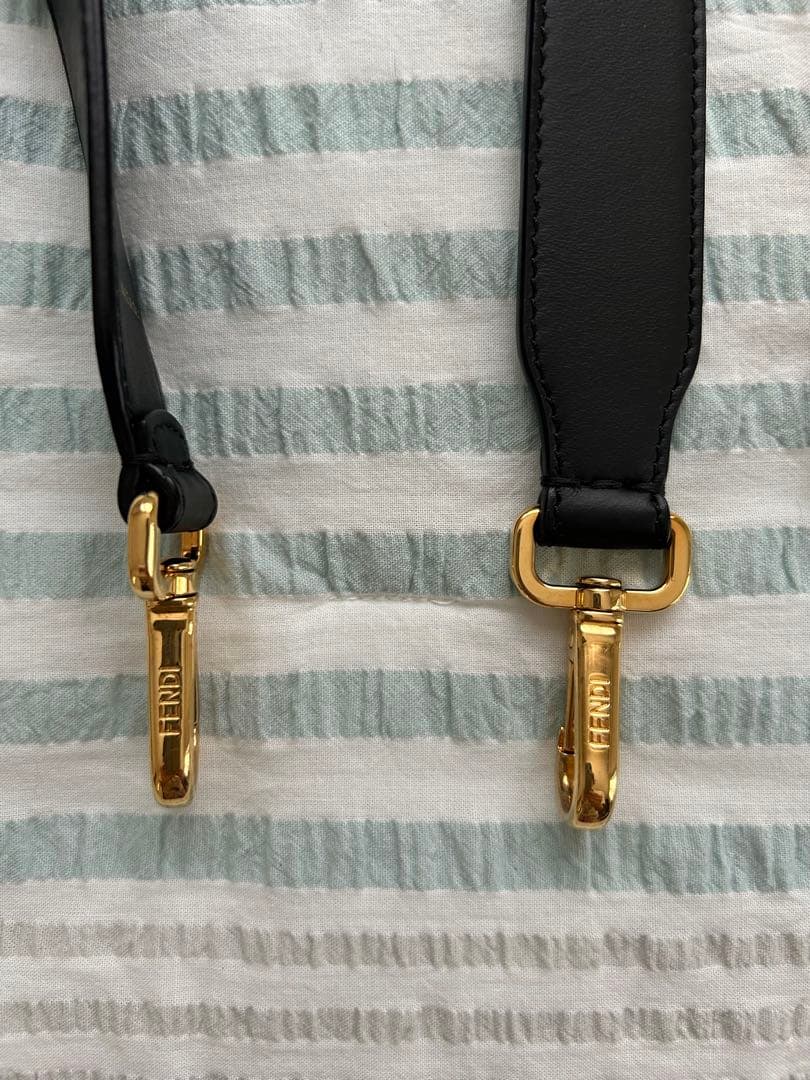 フェンディ ストラップユー