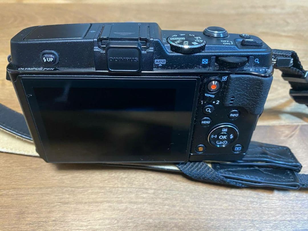 デジタルカメラ OLYMPUS PENE-P5 M.ZUIKO DIGITAL17mm F1.8