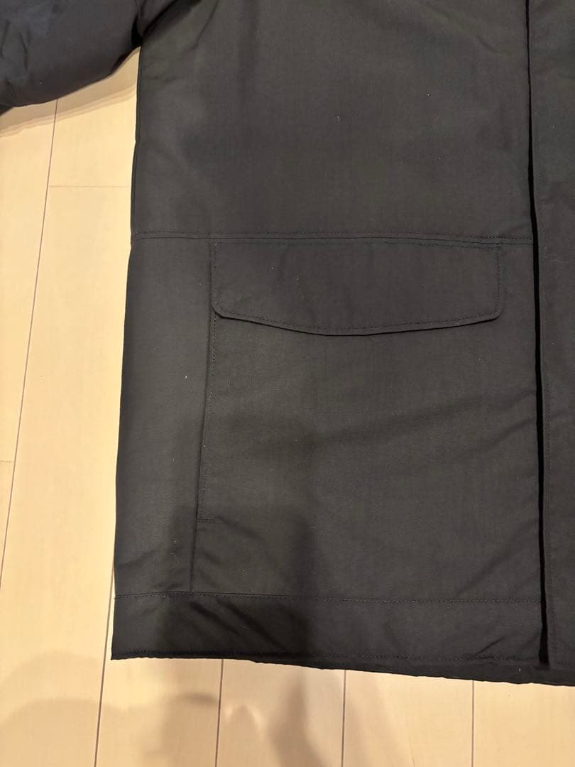 Patagonia イスマスジャケット（ブラック）