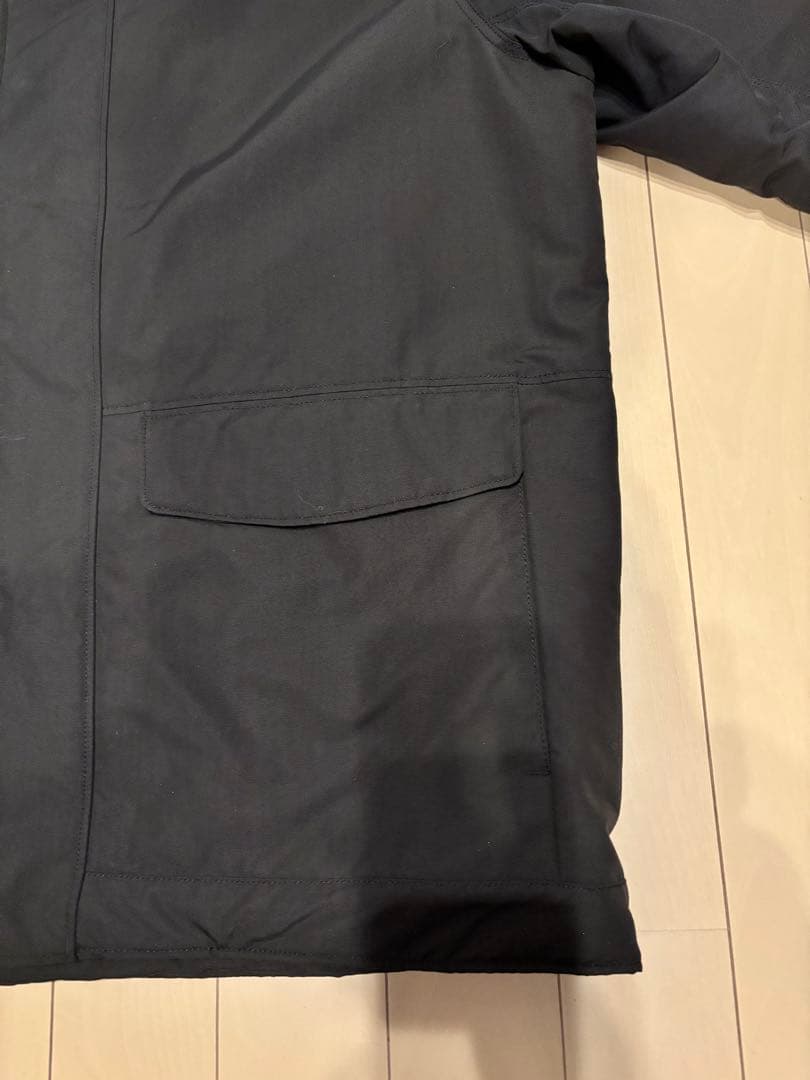 Patagonia イスマスジャケット（ブラック）