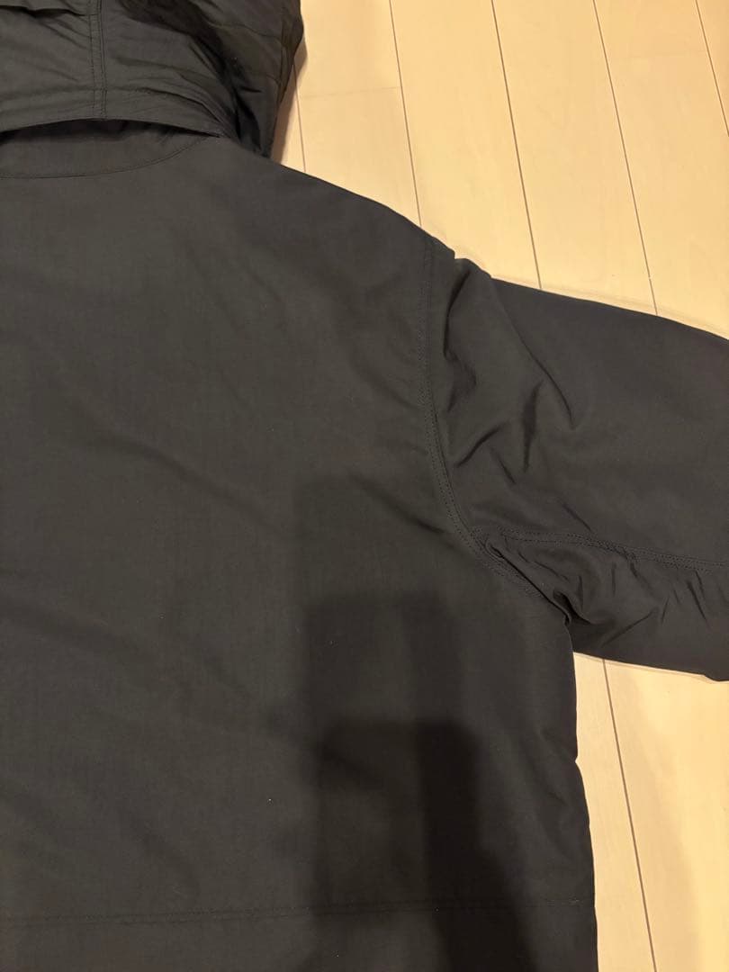 Patagonia イスマスジャケット（ブラック）