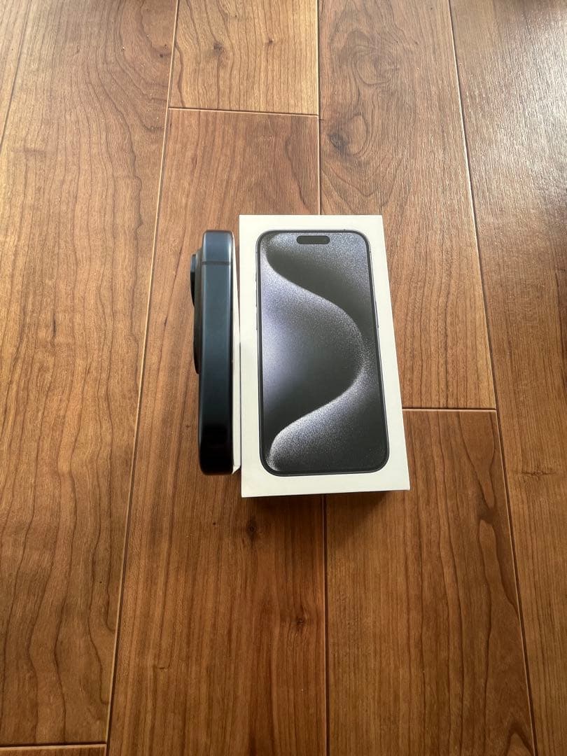 極美品⭐️iPhone 15 Pro 256GB ブルーチタニウム