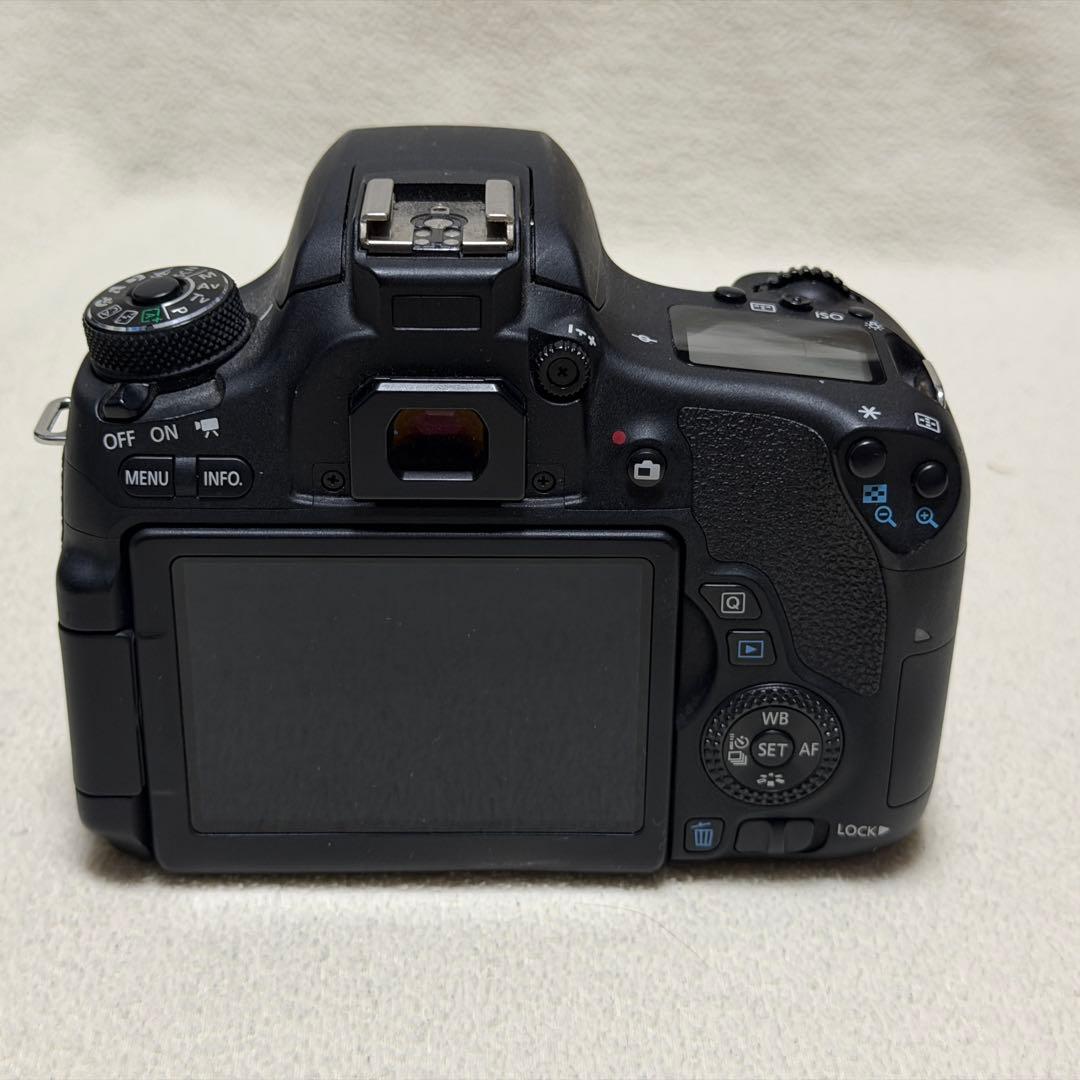 美品 Canon EOS 8000D EFS 18-55mm セット 箱あり