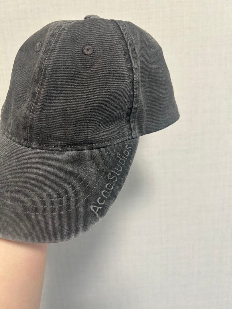 Acne Studios ペンダントツイルキャップ グレー ワンサイズ