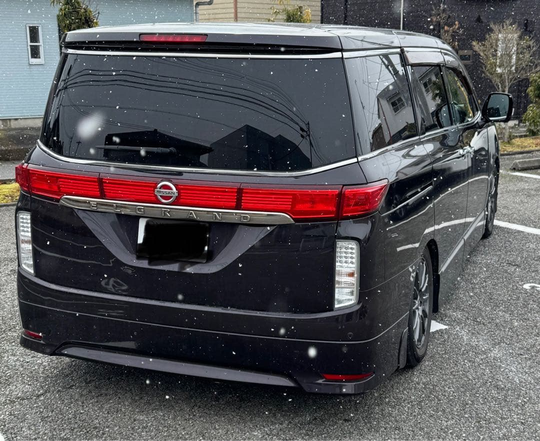 平成23年式エルグランド