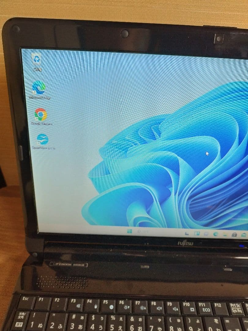 富士通 LIFEBOOK 15.6インチ AH53/2B i5