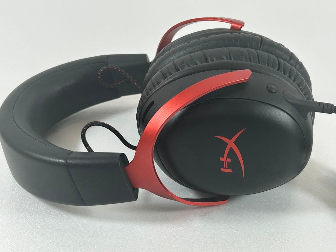 HyperX Cloud III  ゲーミングヘッドセット