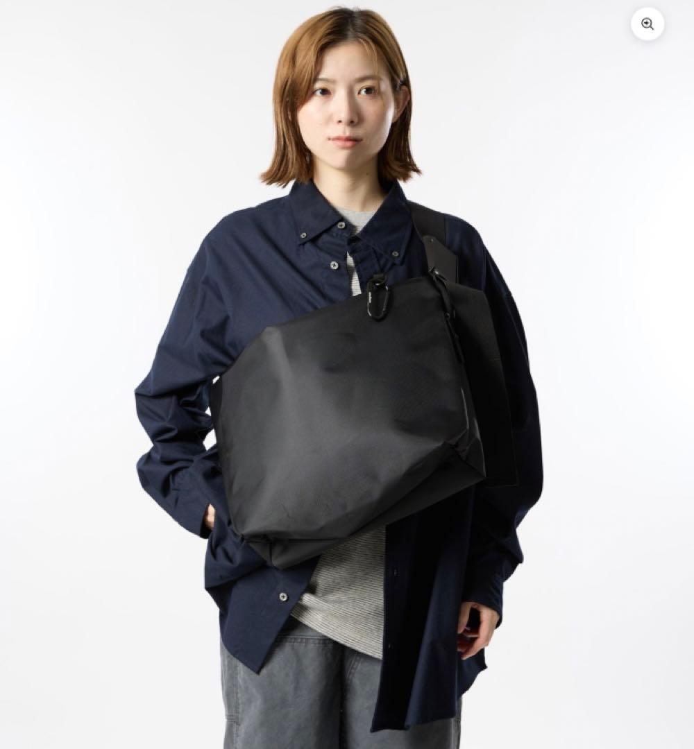 ま*こ様 メッセンジャーバッグmeltumメルタムM