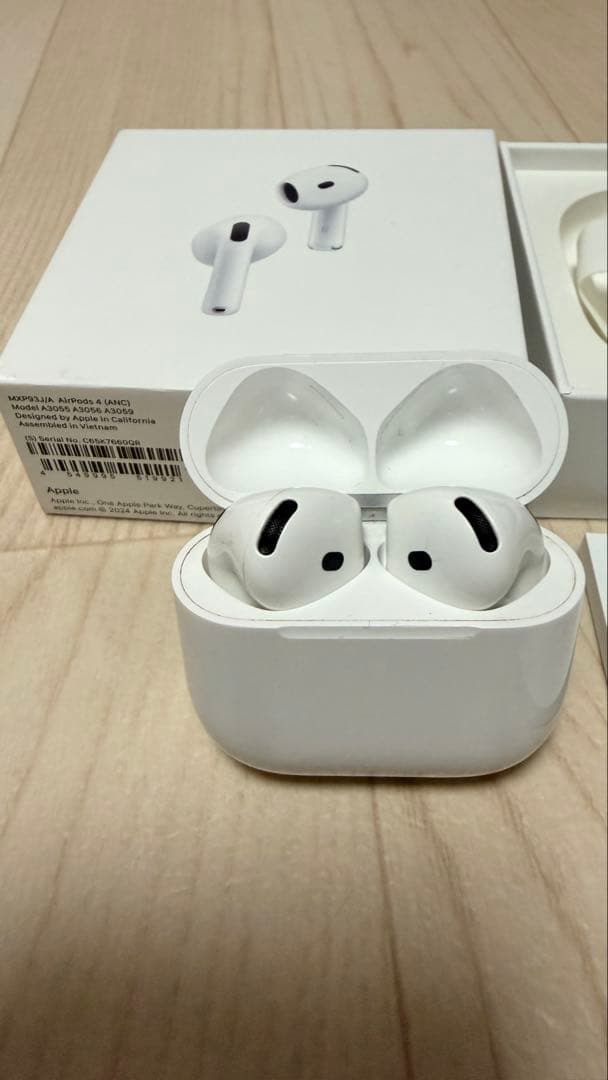 AirPods 4 ANC（アクティブノイズキャンセリング機能搭載）