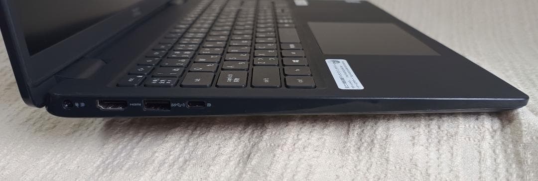 DELL Latitude 15-3520 第11世代i5搭載 ①