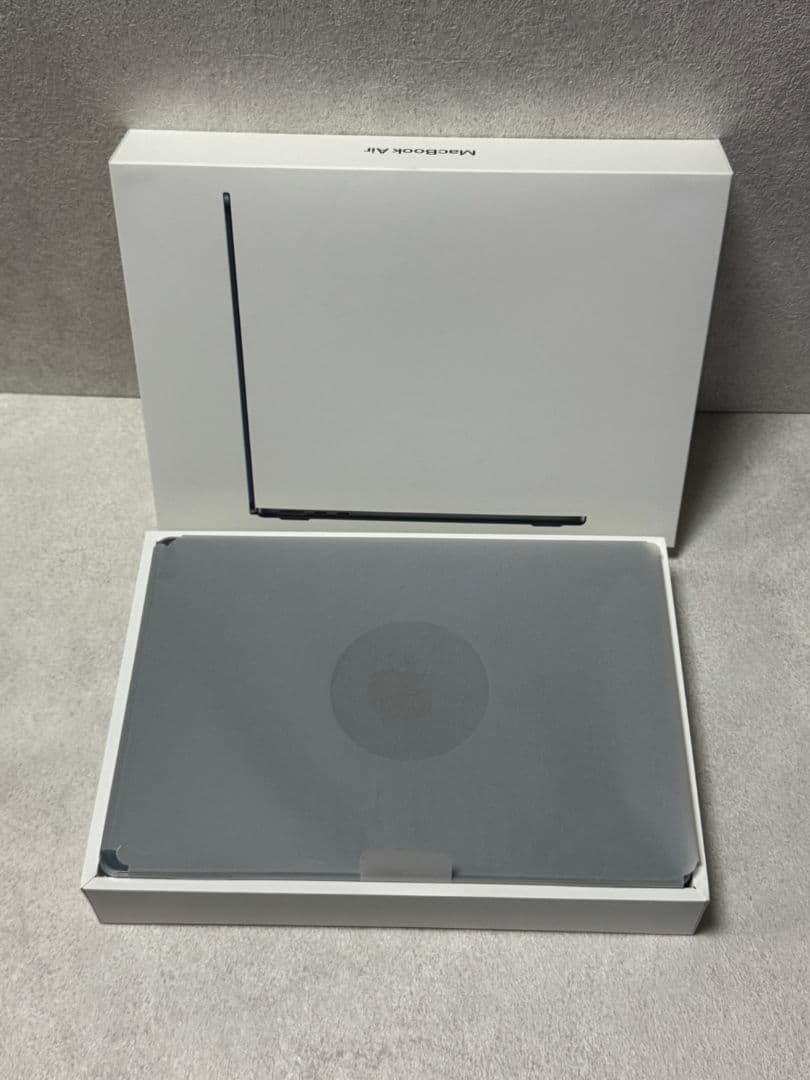 MacBook Air M2『ミッドナイト』8GB 256GBバッテリー100%