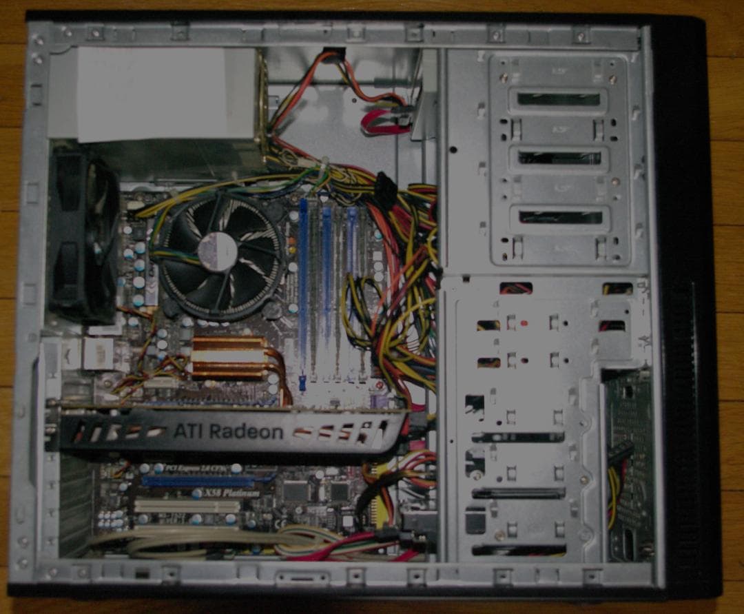 PC,WIN11pro、i7,ssd,グラボ,RADEON、HD5870