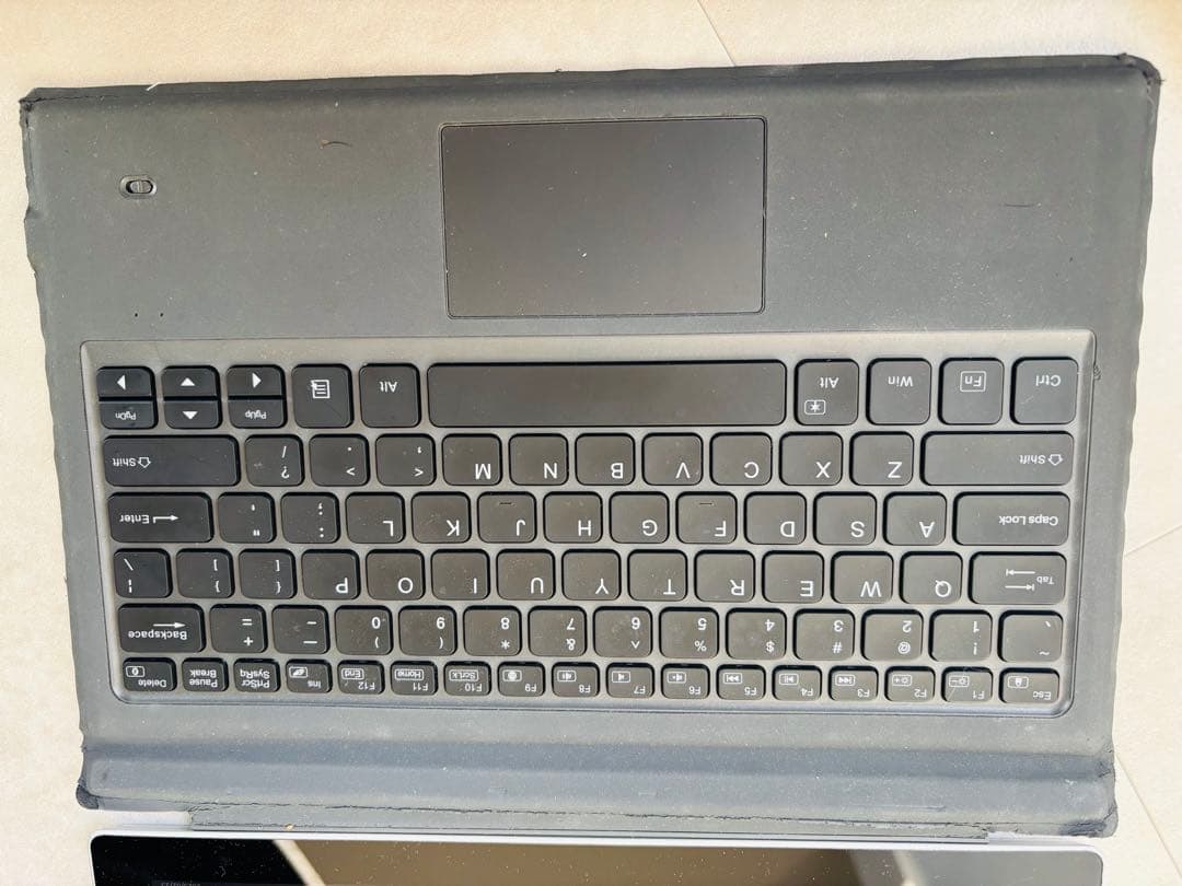 Windowsノート本体 surface 3