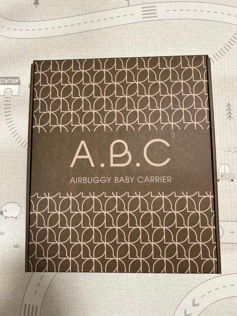 エアバギー AIRBUGGY 抱っこ紐　美品　おまけ付き
