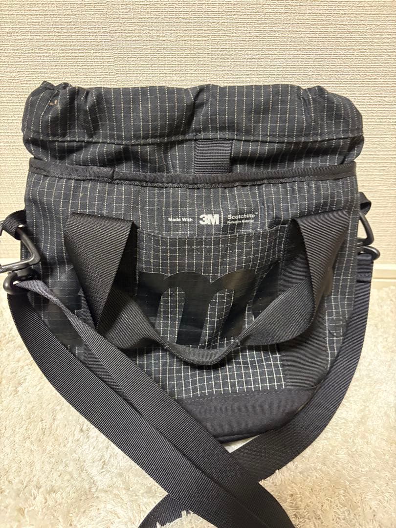 Supreme ショルダーバッグ ブラック ロゴ シュプリーム