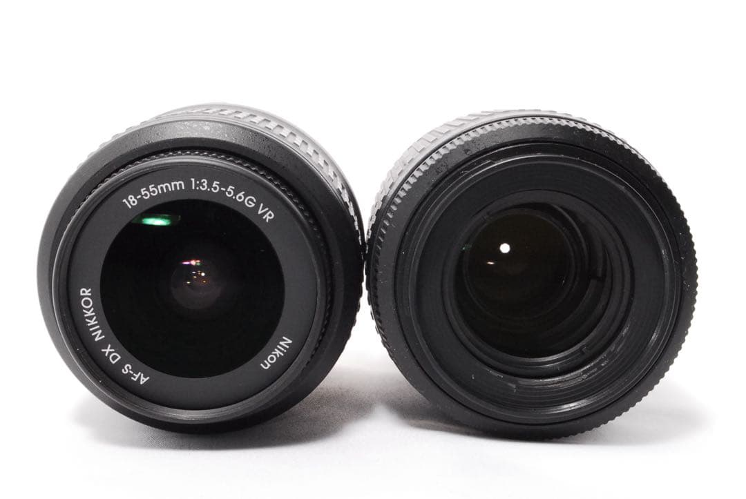 ❤️手ぶれ補正❤️Nikon D5200 Wレンズ❤️バリアングル液晶❤️一眼レフカメラ