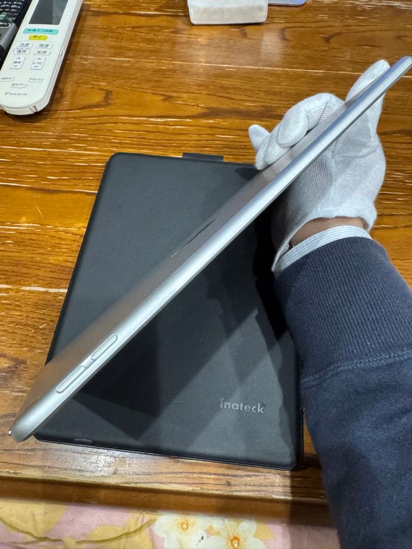 【訳アリ】iPad Air3 64GB Wi-Fiモデル iOS26 おまけつき