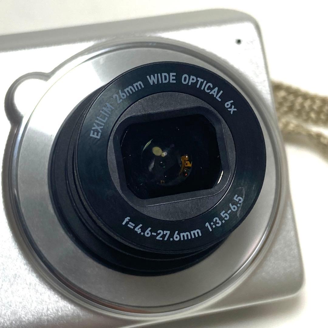 CASIO カシオ EXILIM エクシリム EX-ZS28 コンデジ シルバー