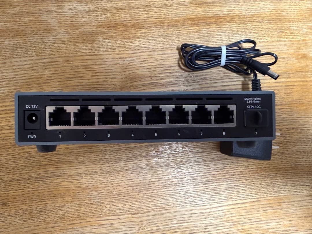 XikeStor SKS3200-8E1X(8×2.5G+1×10G SFP+)