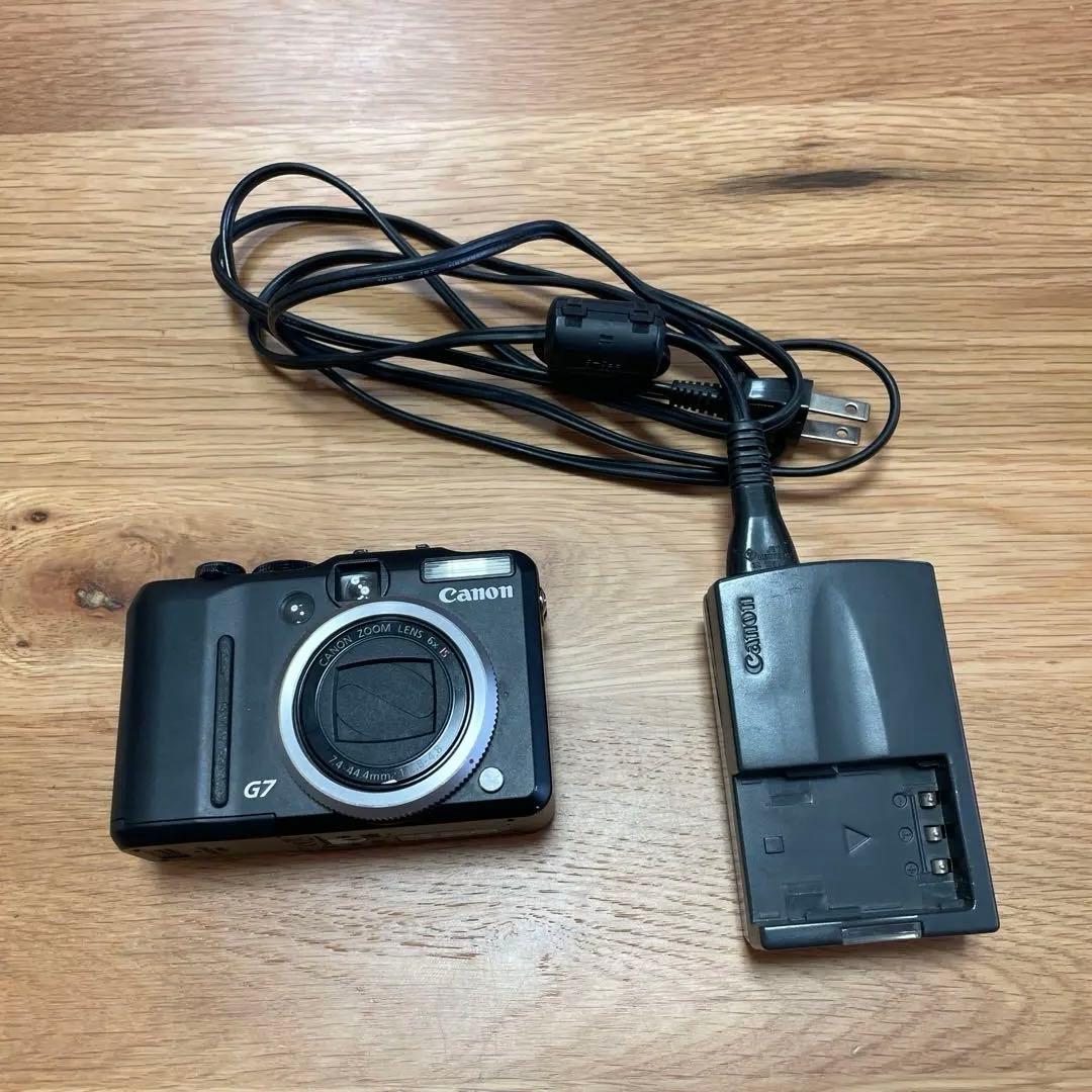 Canon G7 コンパクトデジタルカメラ 本体と充電器