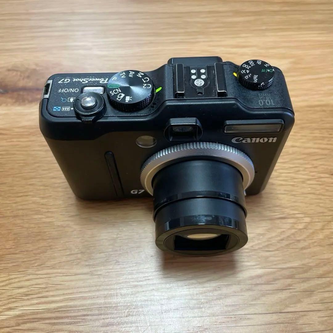 Canon G7 コンパクトデジタルカメラ 本体と充電器