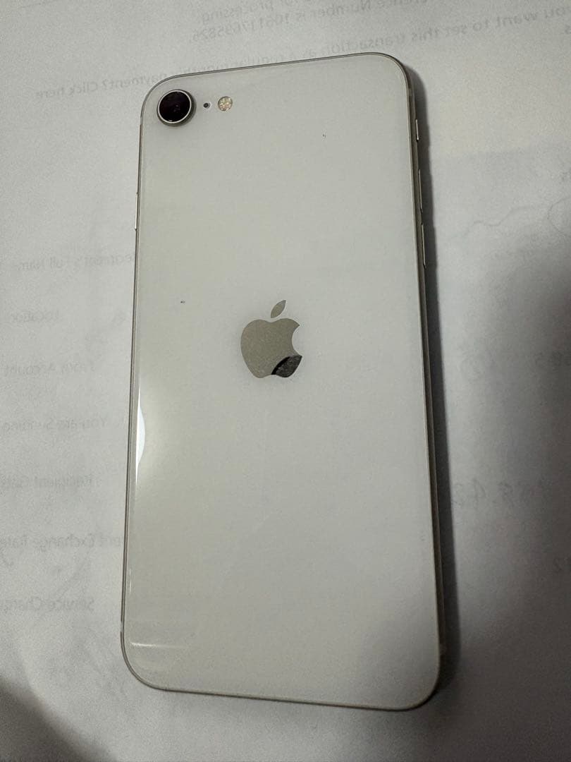 iPhone SE ２（第2世代）６４GB　ホワイト