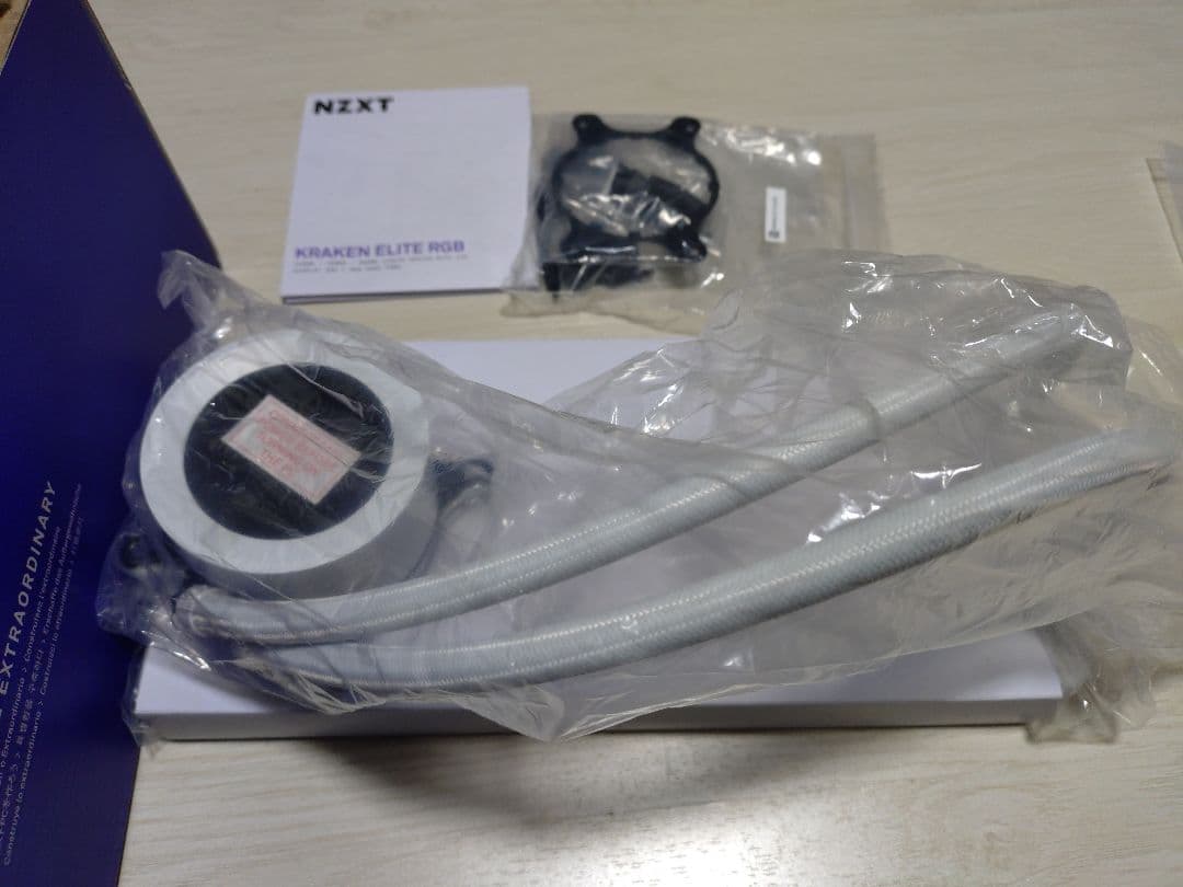 NZXT KRAKEN ELITE 280 RGB(2024) 本体