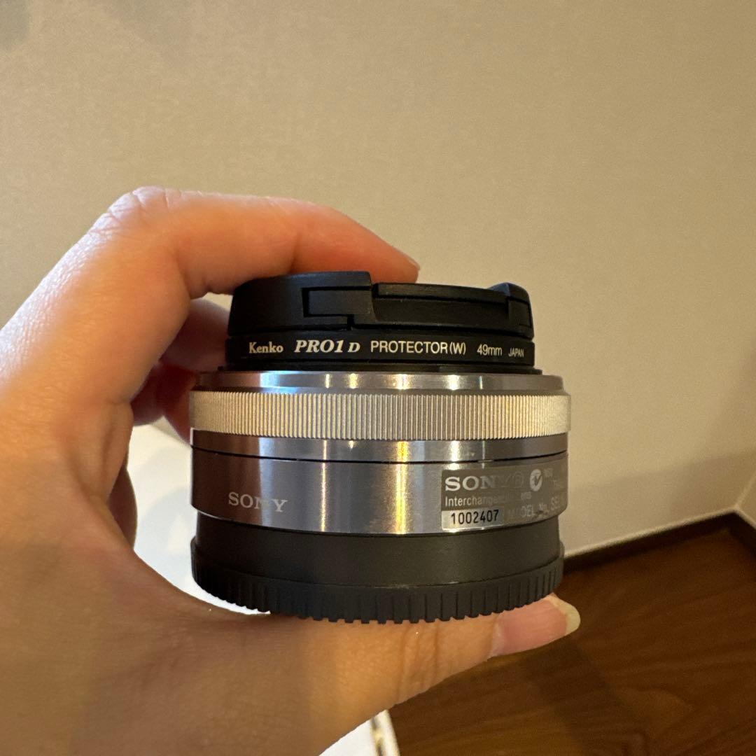 Sony SEL16F28 単焦点レンズ 49mm フィルター径