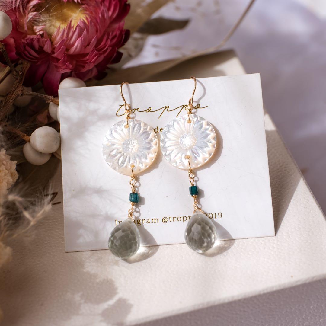 Q's B ♦︎14kgfsunflowerカービングピアス/イヤリング