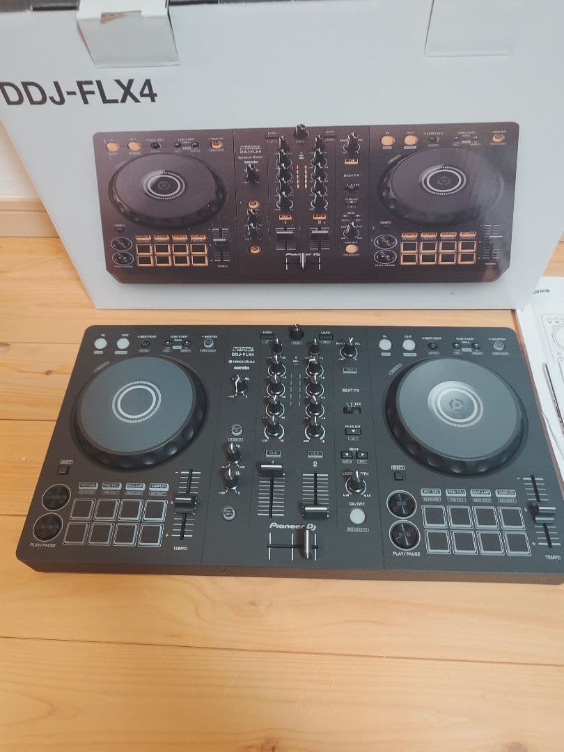 a*y様 DDJ-FLX4 DJコントローラー