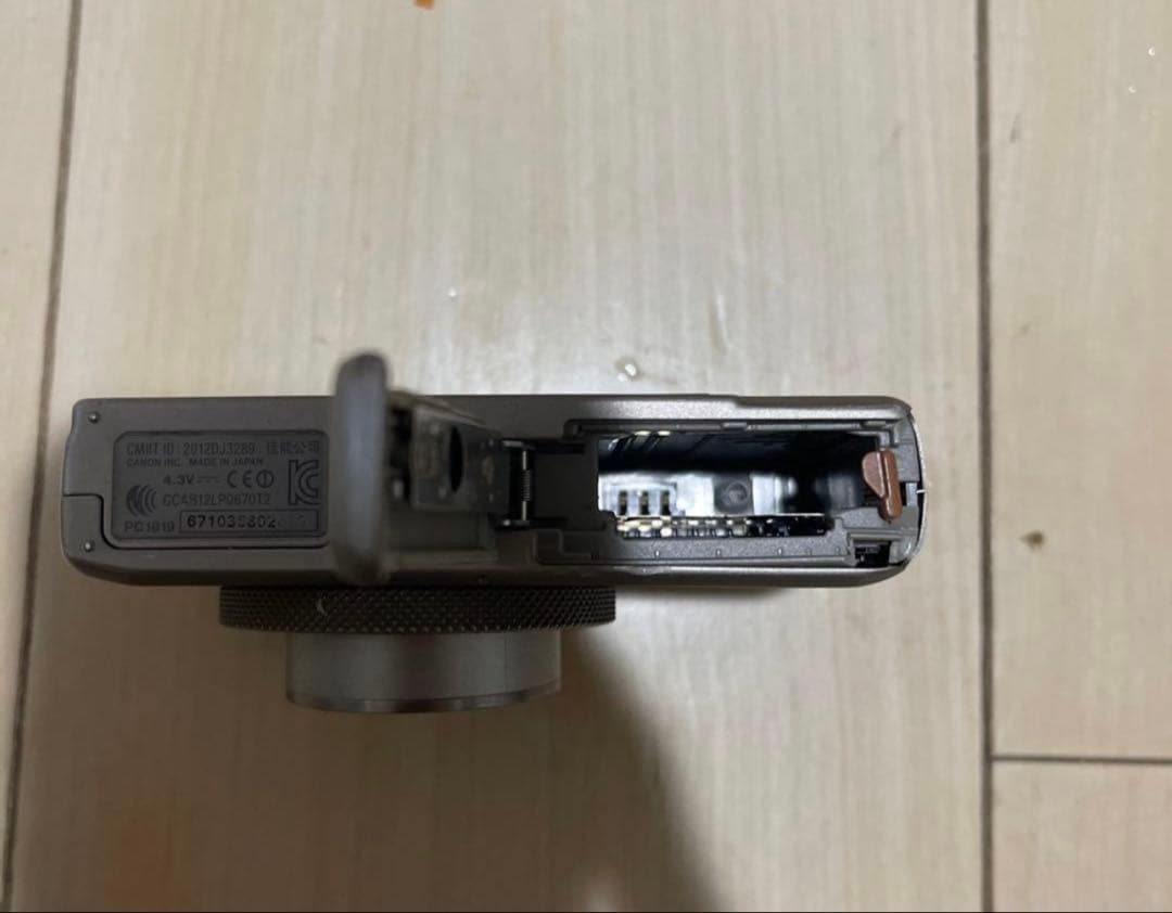 Canon S110コンパクトデジタルカメラ　ジャック品