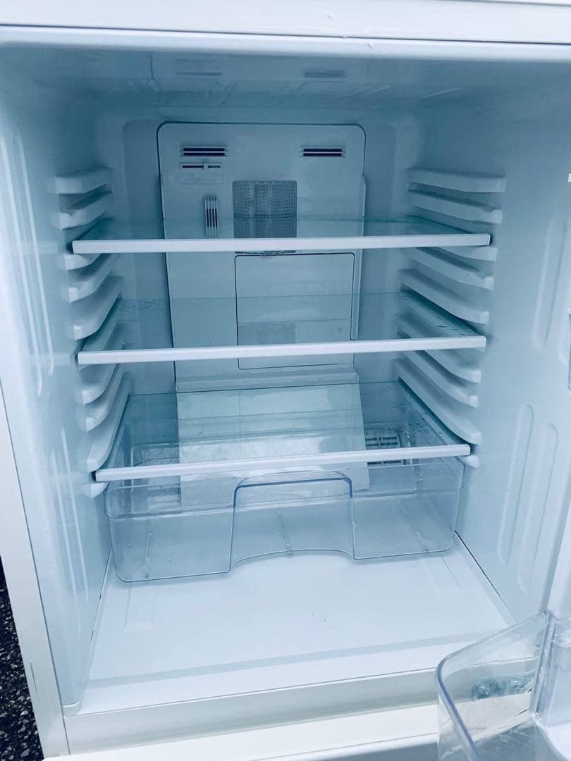 ♦ユーイング ノンフロン冷凍冷蔵庫【2017年製】UR-F110H