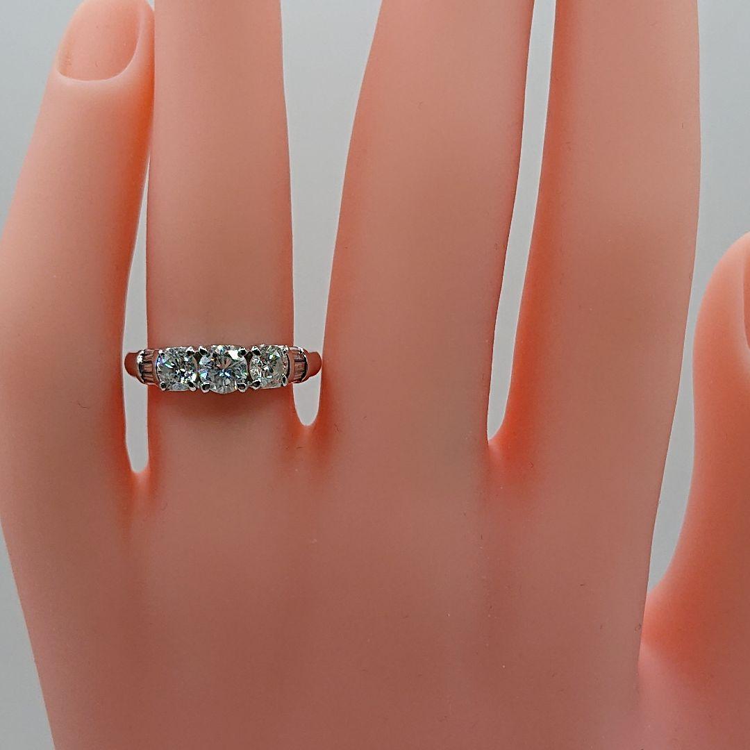 tacoable1カラット3粒天然ダイヤモンドリング テーパー付Pt900