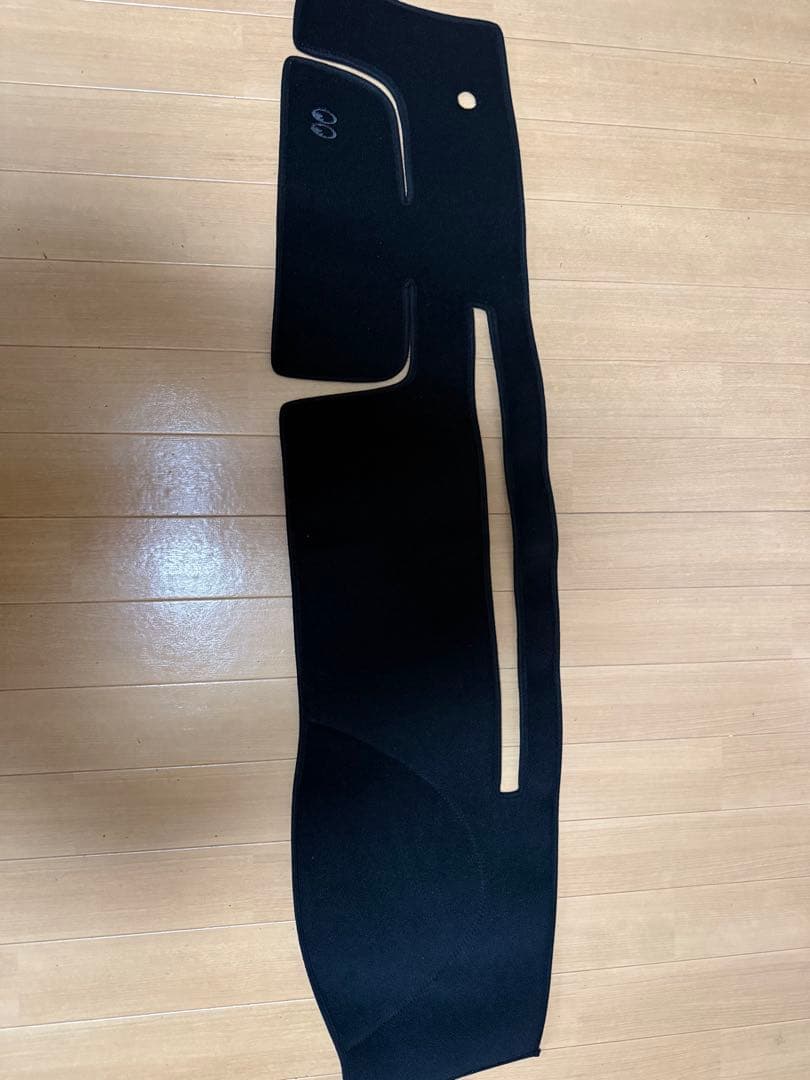 MOONEYES ダッシュマット　ハイエース200系