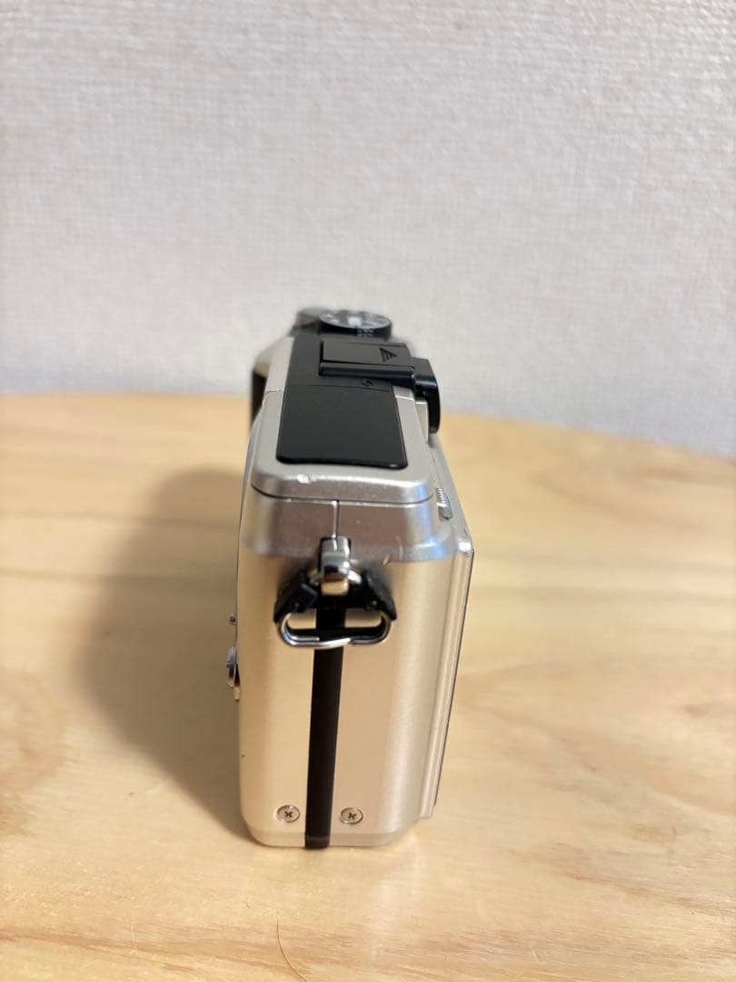 OLYMPUS ミラーレス一眼カメラ E-PL2