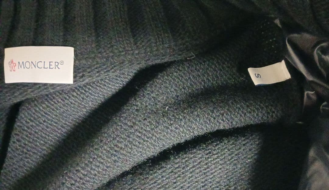 モンクレール　ダウンカーディガン