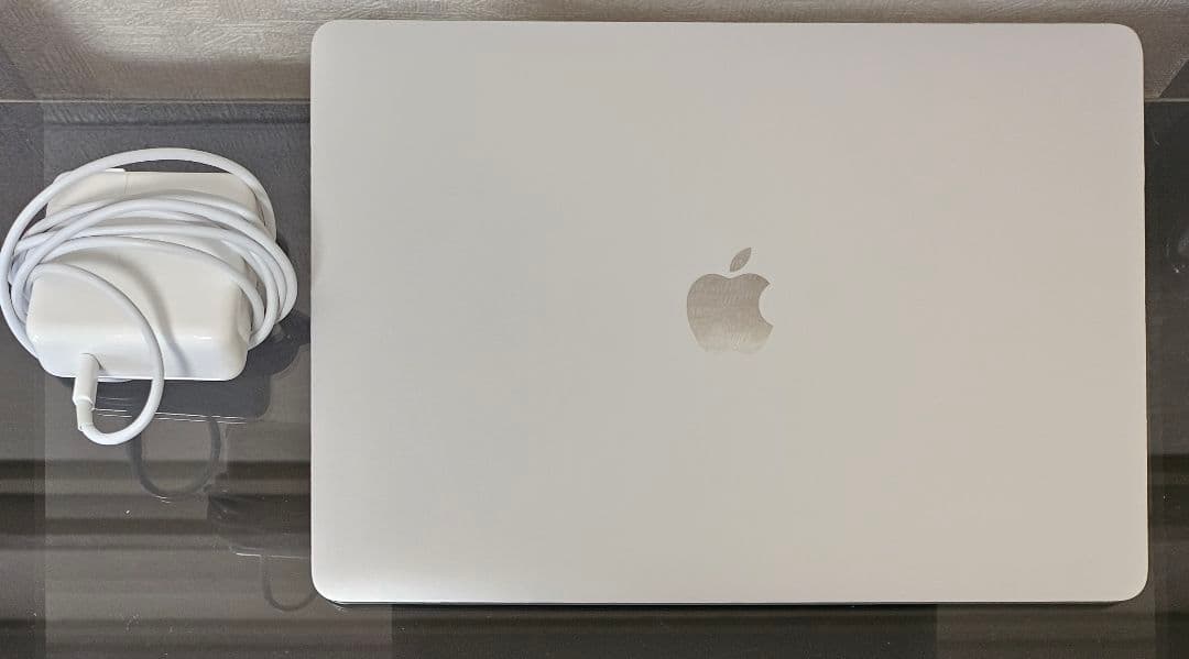 MacBook本体 Apple MacBookPro 13-inch 2020