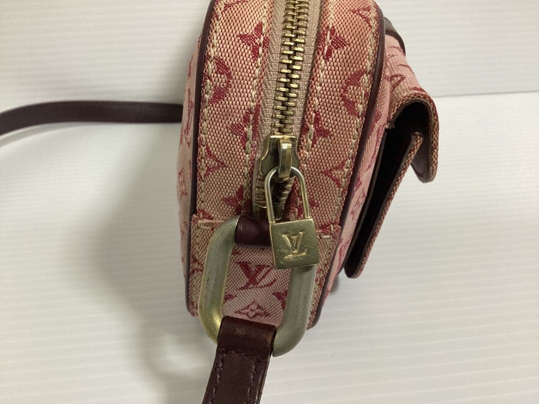 ルイヴィトン　ショルダーバッグ　モノグラムミニ　ジュリエット　キャンバス